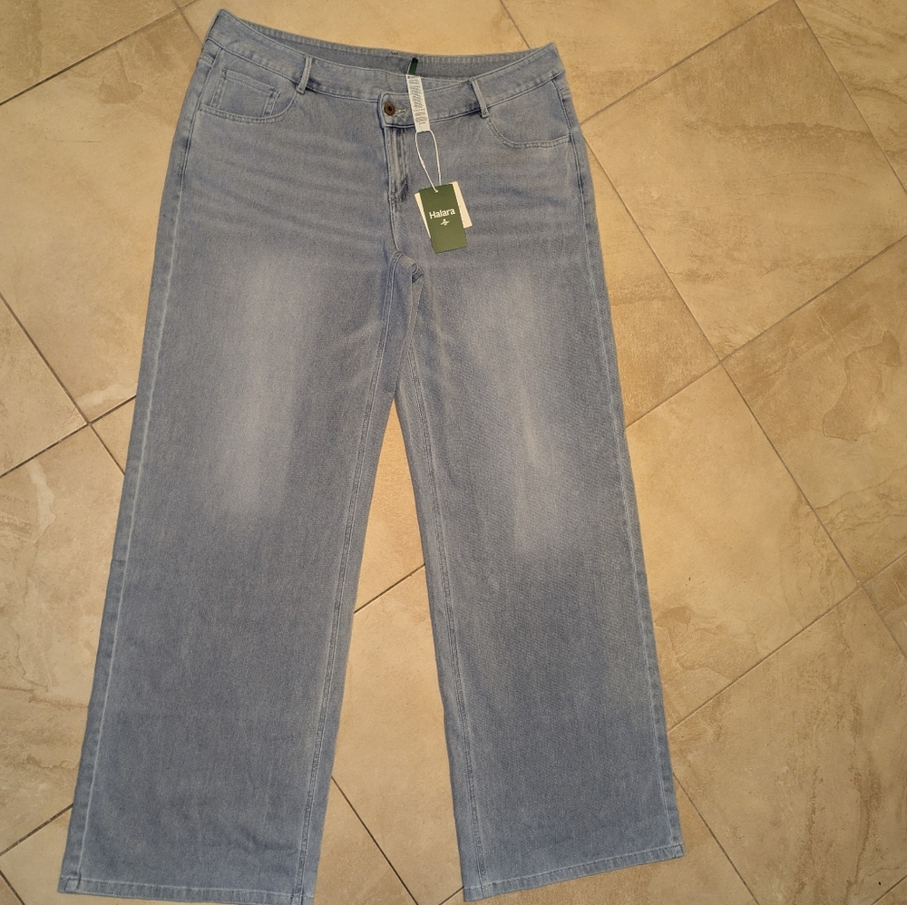 HALARA Light Blue Women's Flare Jeans
